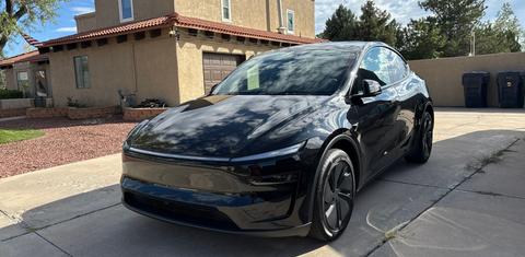 Tesla Model Y 2026