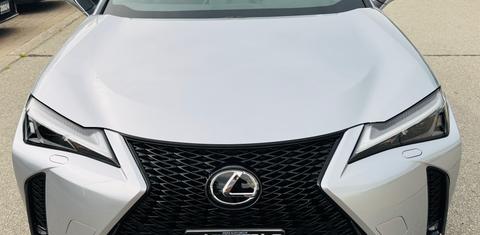 Lexus UX 2026