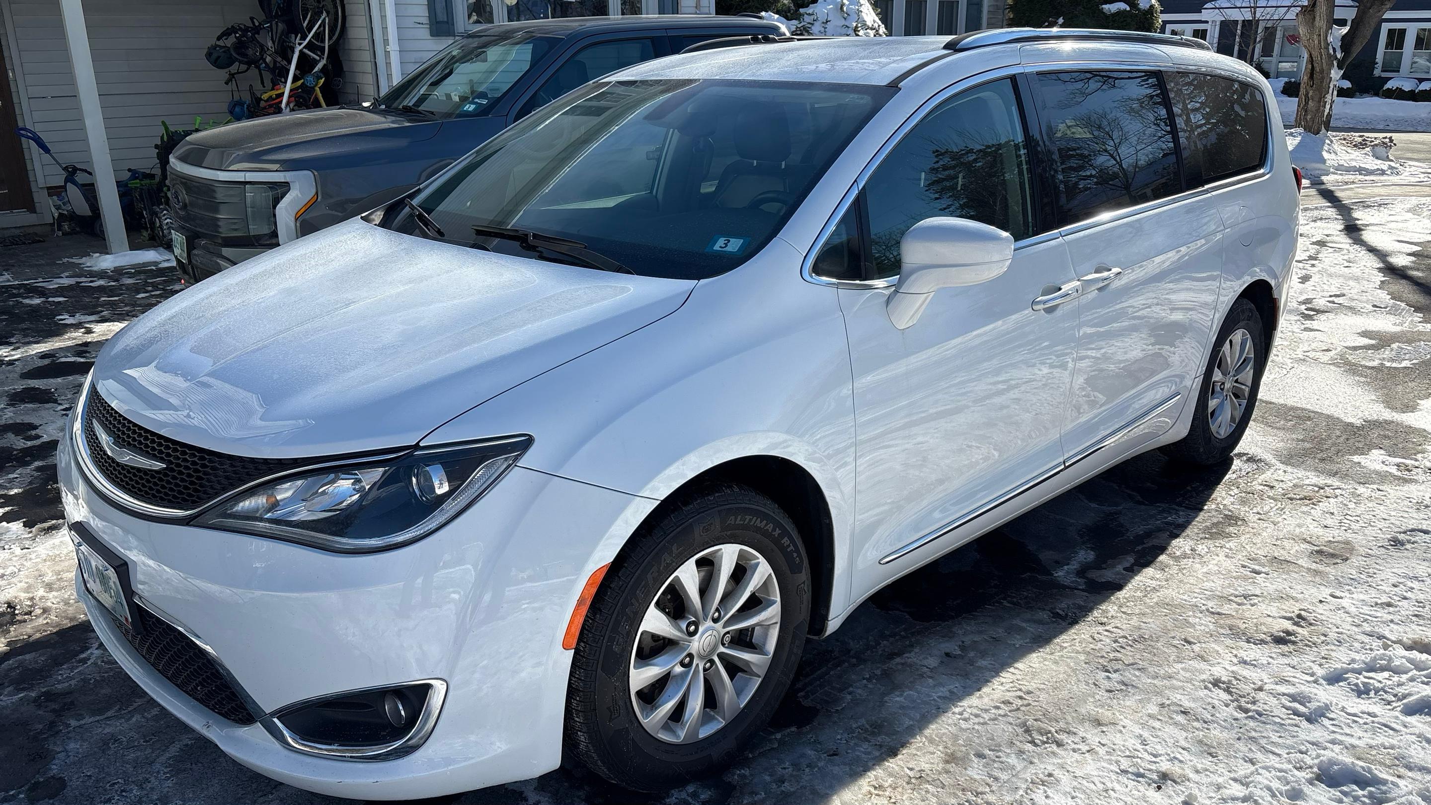 Chrysler Pacifica 2018 in Concord, NH