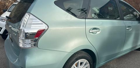 Toyota Prius v 2014