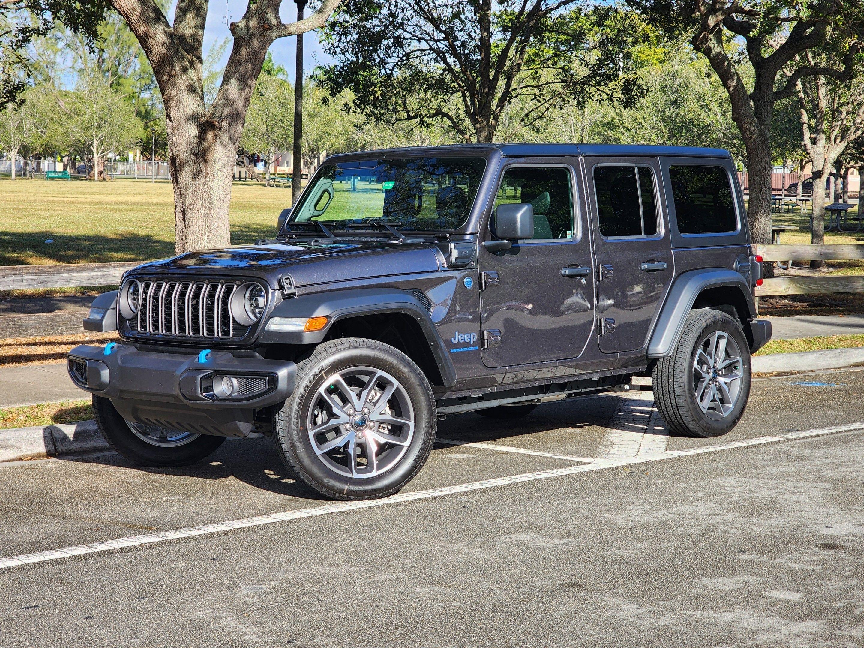 Jeep Wrangler 4xe 2024 in 
