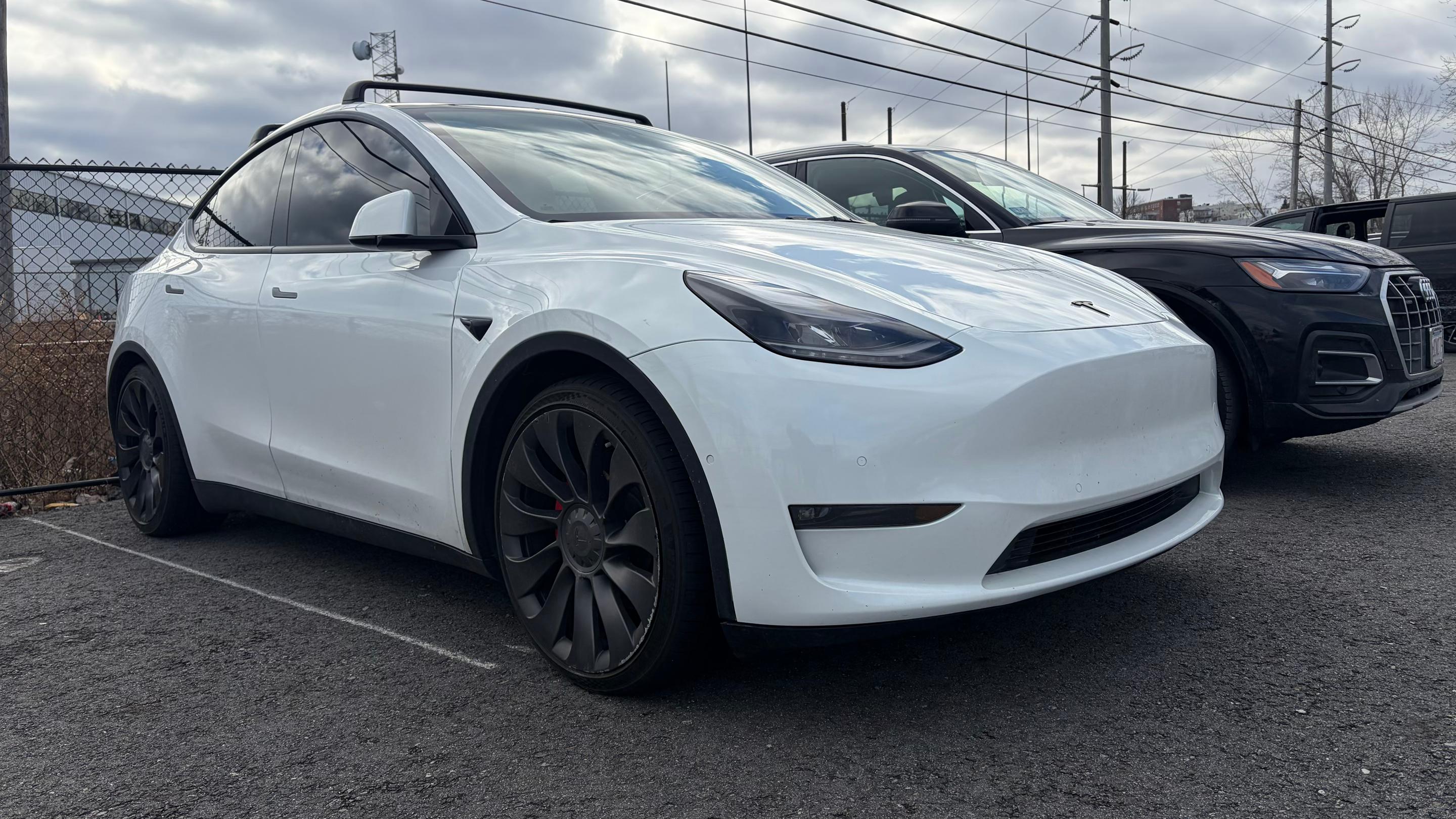 Tesla Model Y 2022 in Chelsea, MA