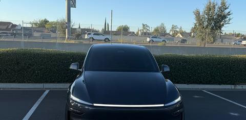 Tesla Model Y 2026