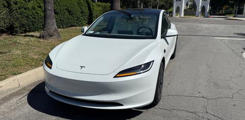 Tesla Model 3 2025
