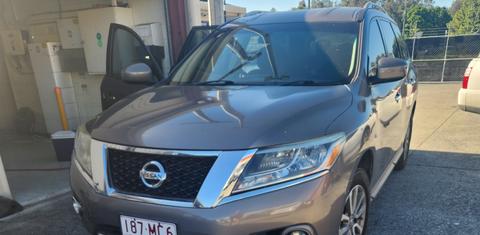Nissan PATHFINDER 2013