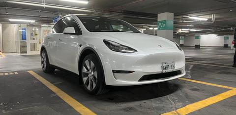 Tesla Model Y 2023