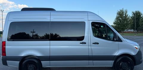 Mercedes-Benz Sprinter 2024