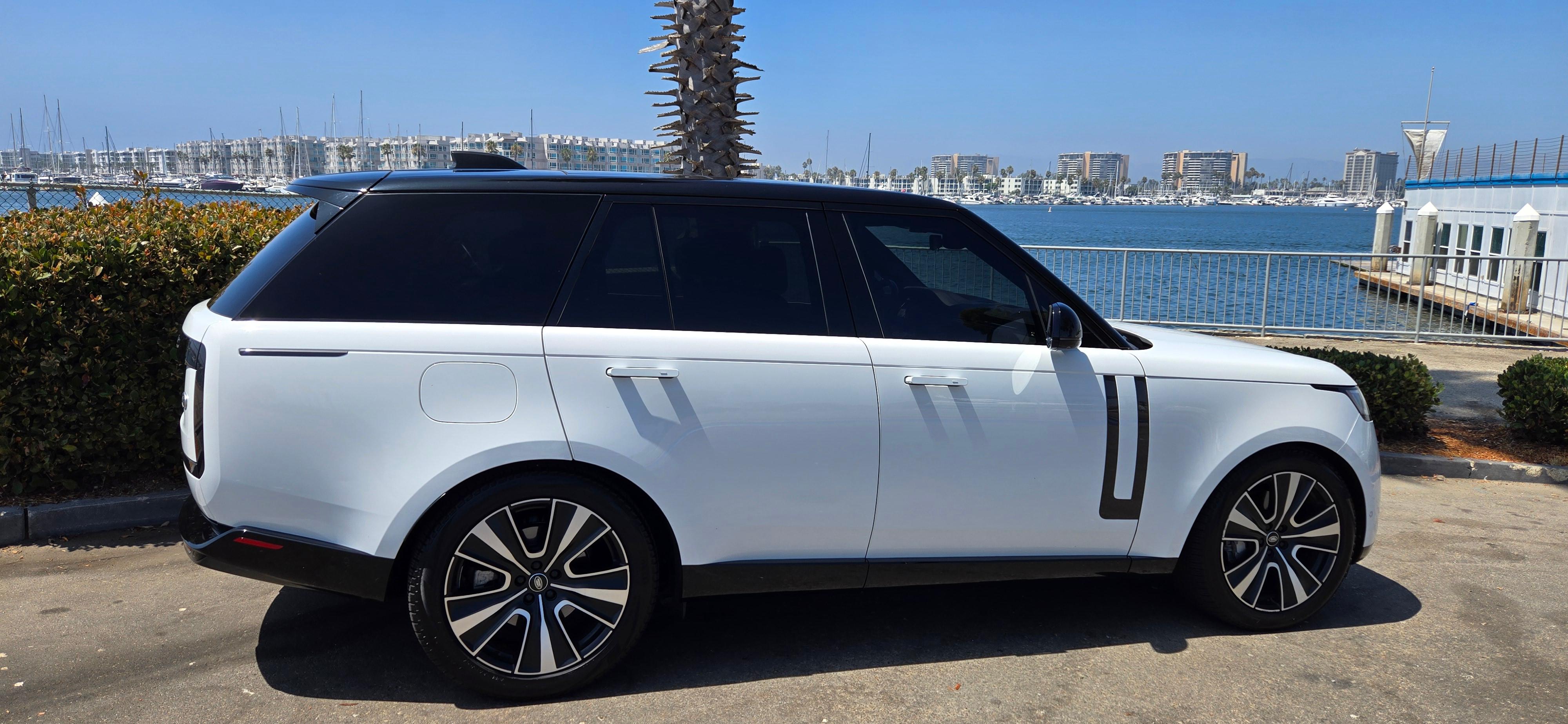 Land Rover Range Rover 2023 in 