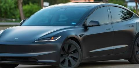 Tesla Model 3 2025