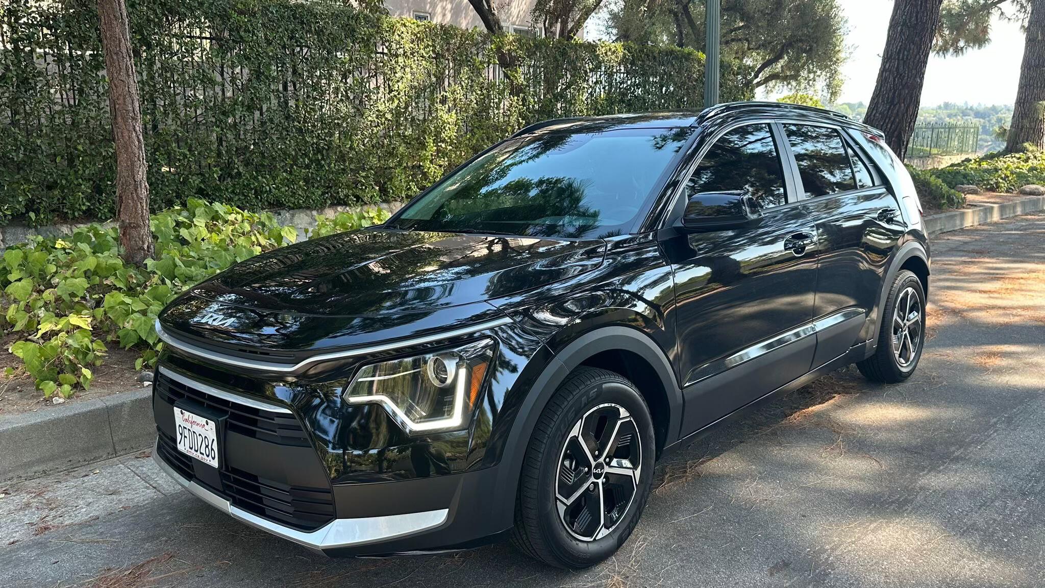 Kia Niro 2023 in Costa Mesa, CA