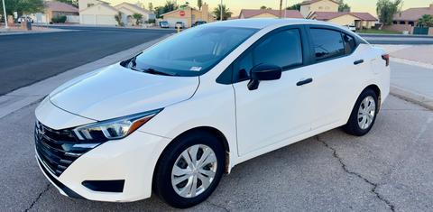 Nissan Versa 2024