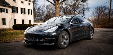 Tesla Model 3 2020