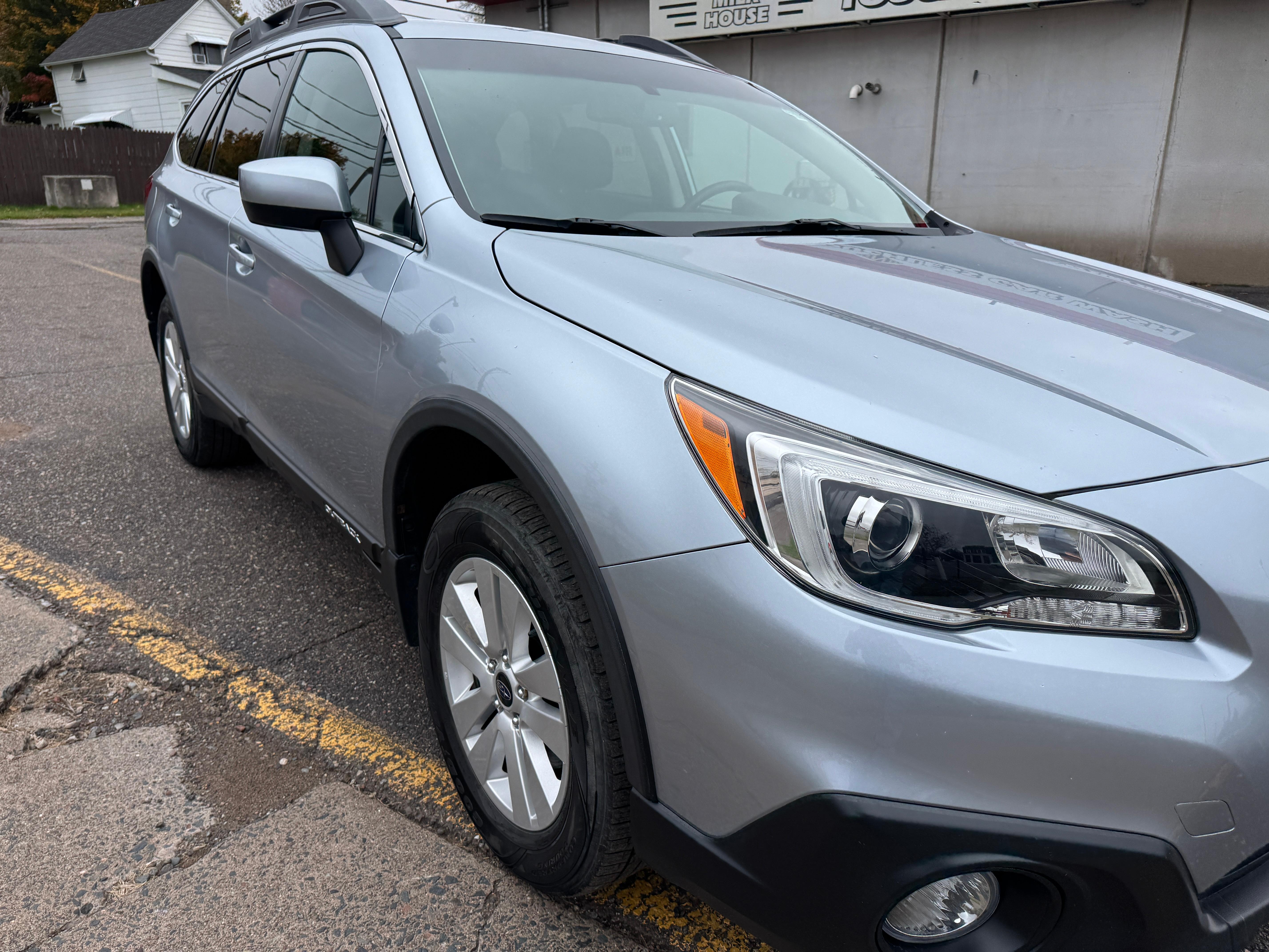 Subaru Outback 2015 in Duluth, MN