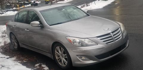 Hyundai Genesis 2012