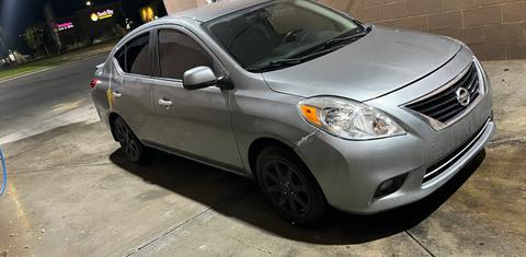 Nissan Versa 2014