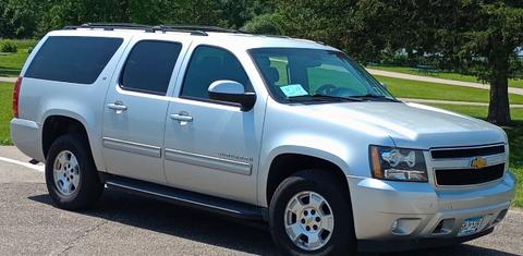 Chevrolet Suburban 2014
