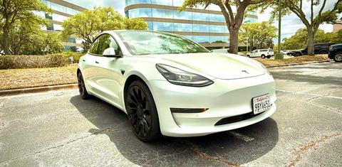 Tesla Model 3 2022