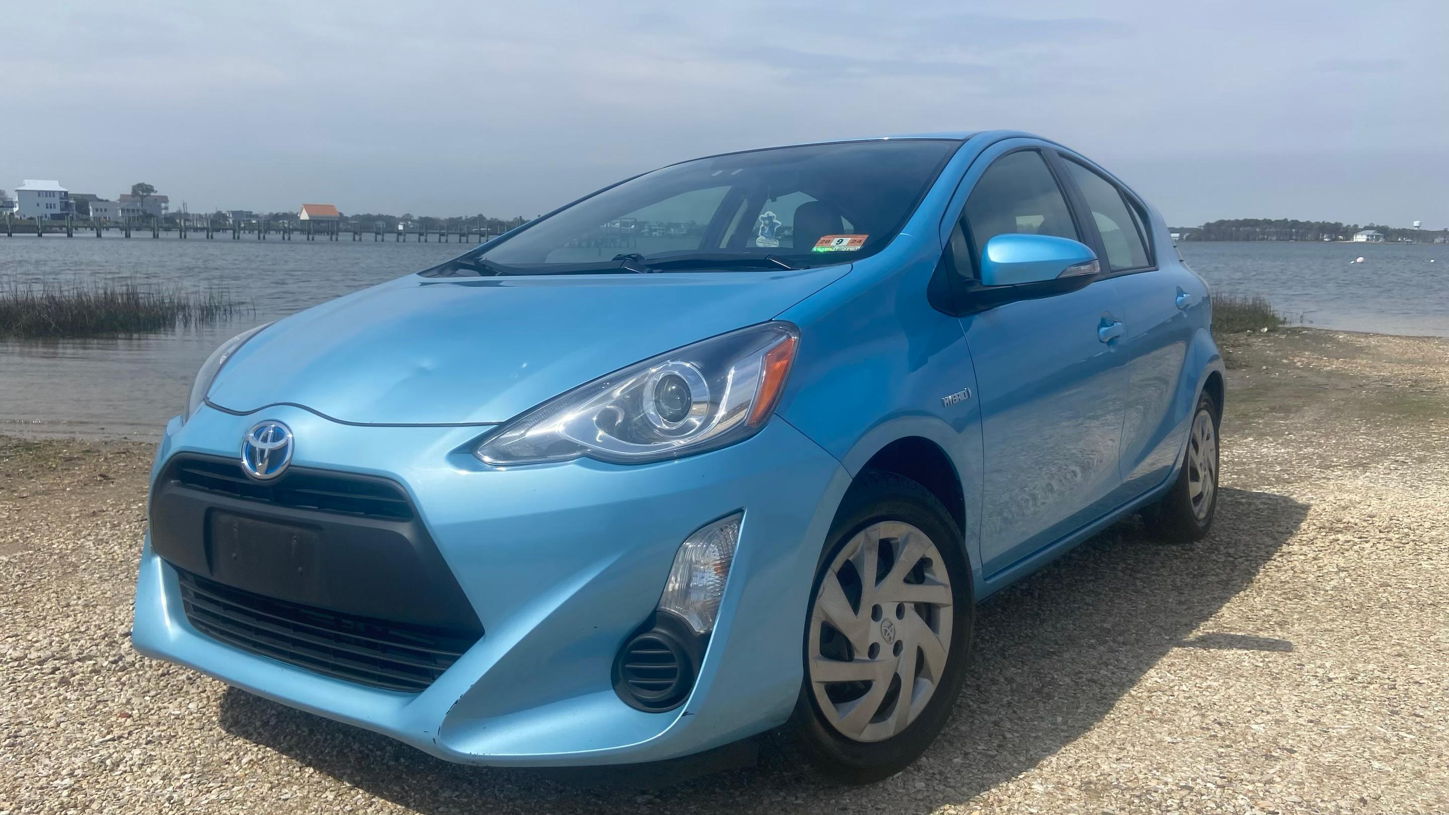 Toyota Prius c 2015 in Morehead City, NC