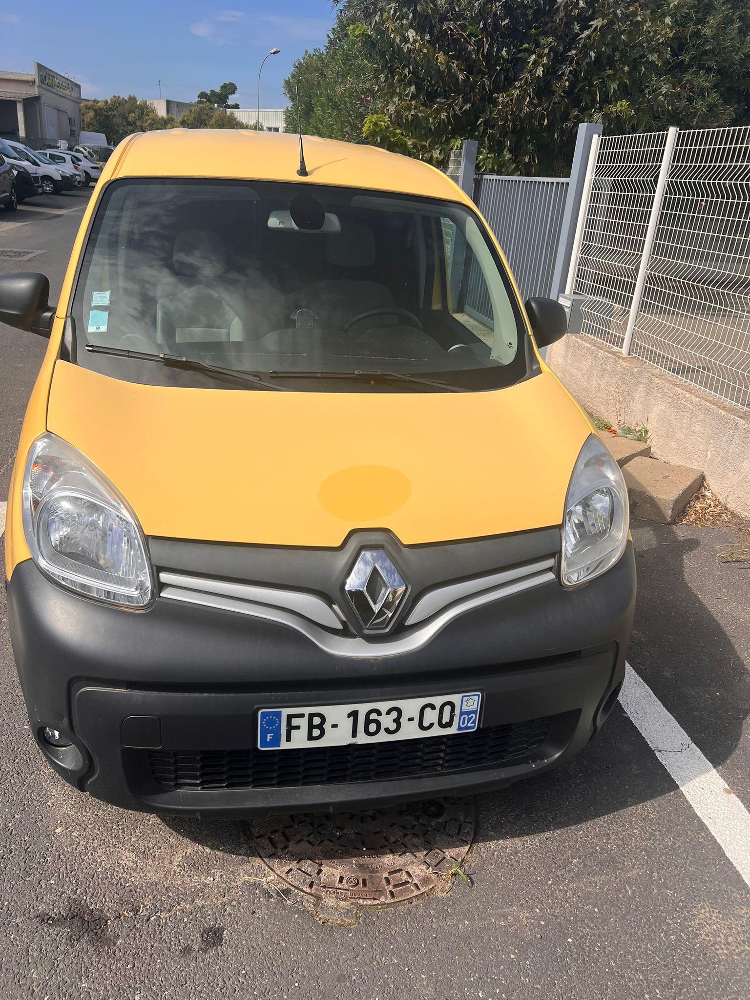 Renault KANGOO EXPRESS II 2018 à Saint-Pierre-des-Corps
