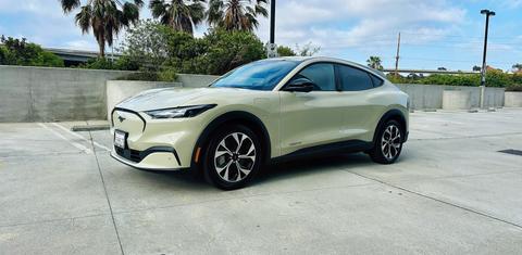 Ford Mustang Mach-E 2025