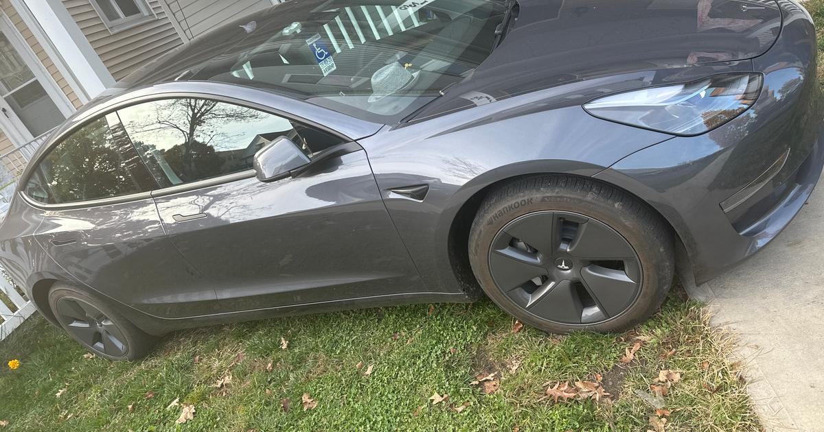 Tesla Model 3 2023 rental in Scranton, PA by Milan P. Turo