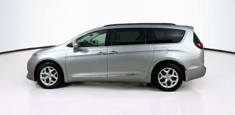 Chrysler Pacifica 2017
