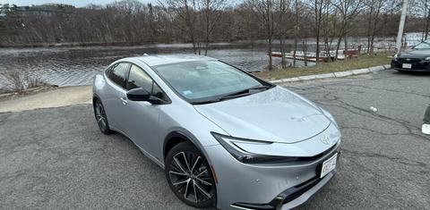 Toyota Prius 2024