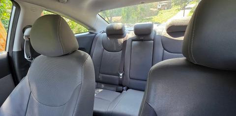 Hyundai Elantra 2013