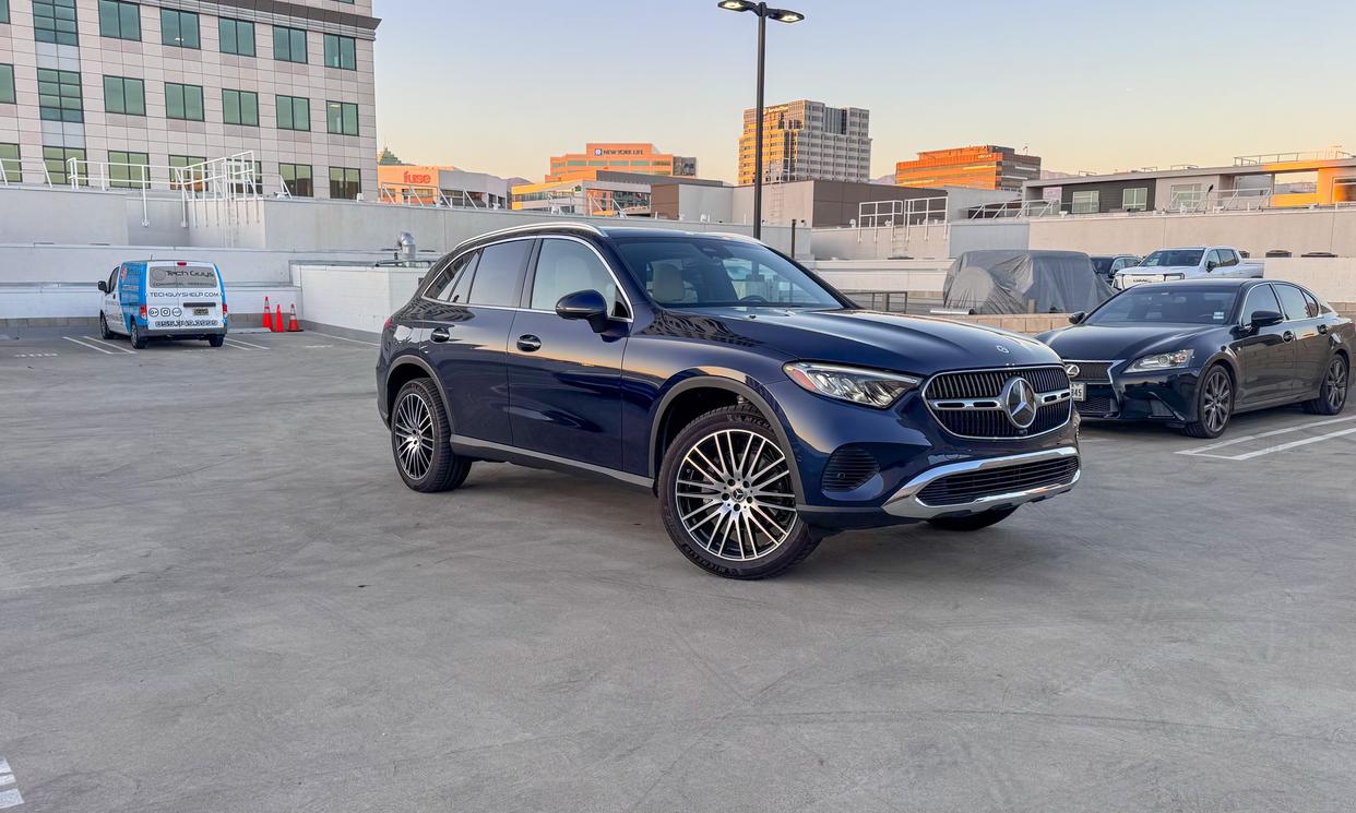 Mercedes-Benz GLC-Class 2024 GLC 300