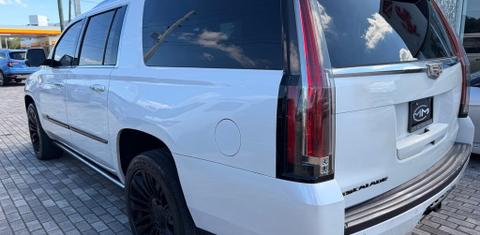 Cadillac Escalade ESV 2018