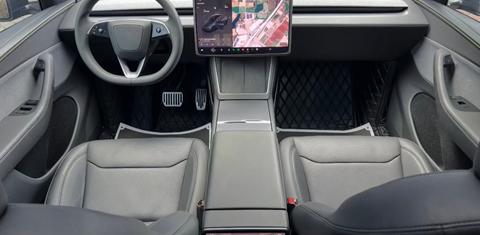 Tesla Model Y 2026