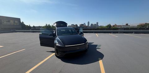 Tesla Model Y 2026
