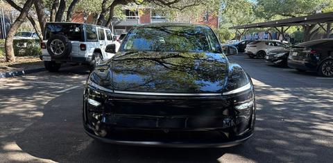 Tesla Model Y 2026