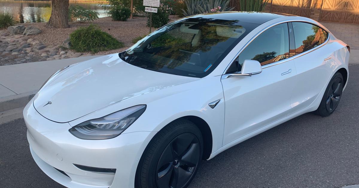Tesla Model 3 2019 rental in Phoenix, AZ by David B. Turo