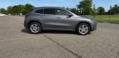 Mercedes-Benz GLA-Class 2021