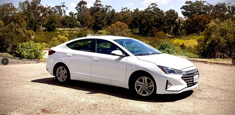 Hyundai Elantra 2019