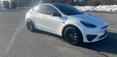 Tesla Model Y 2023