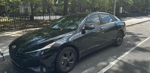 Hyundai Elantra 2023