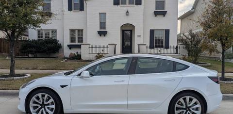 Tesla Model 3 2019