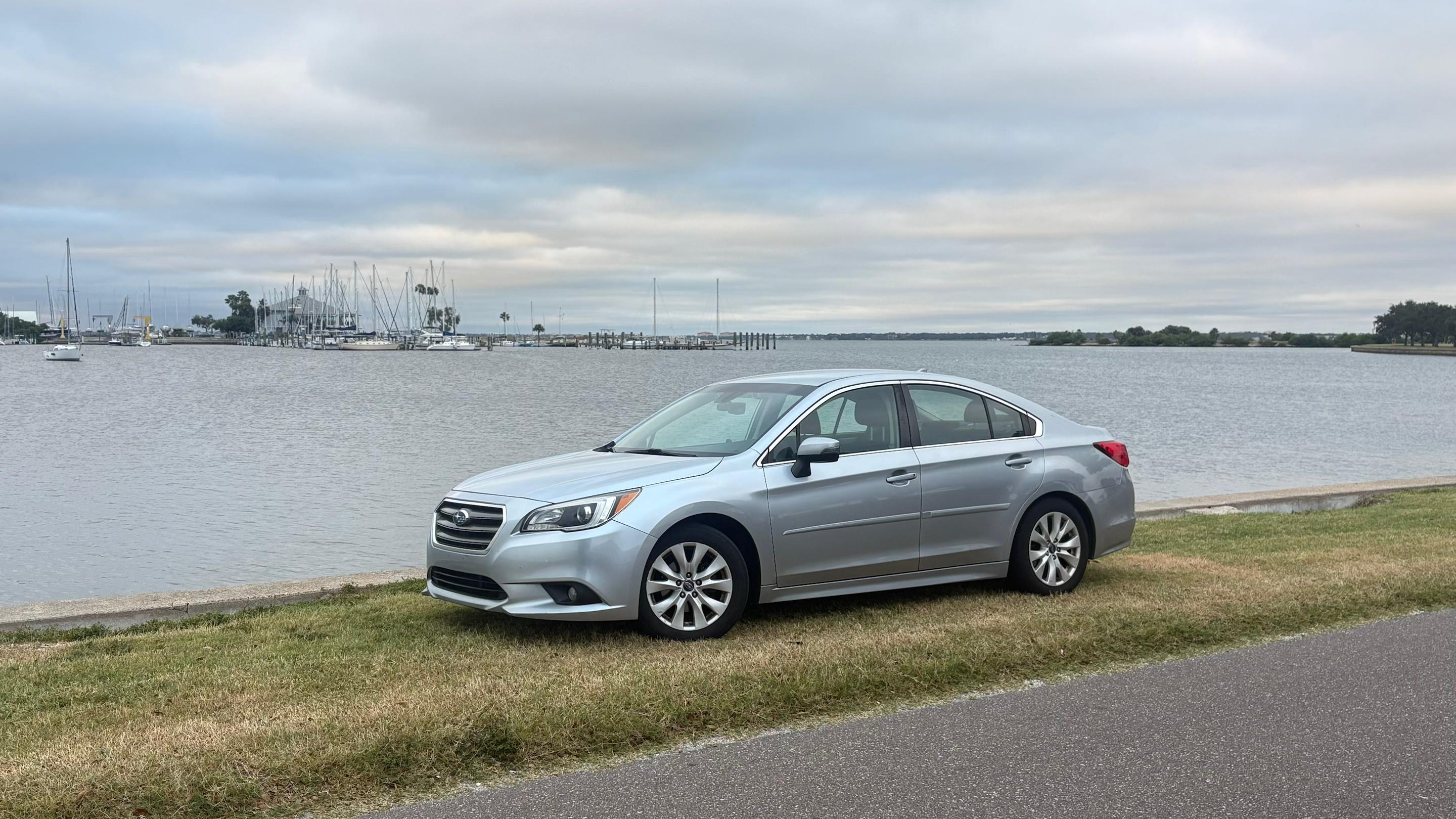 Subaru Legacy 2017 in Tampa, FL