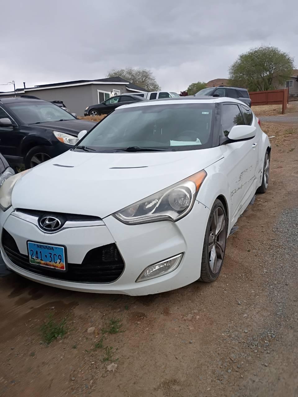 Hyundai Veloster 2015 in Sun Valley, NV
