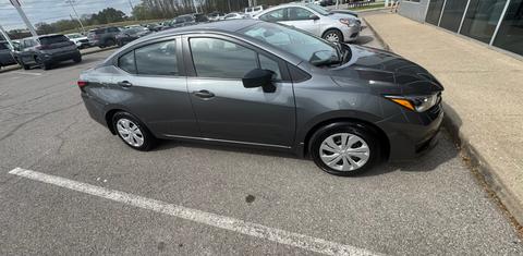 Nissan Versa 2025