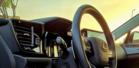 Lexus NX 2024