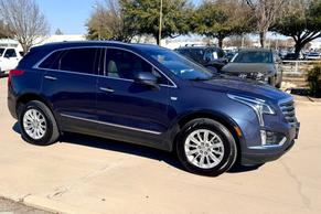 Cadillac XT5 2019 in Arlington