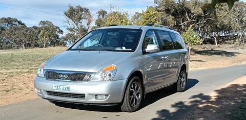 Kia GRAND CARNIVAL 2014