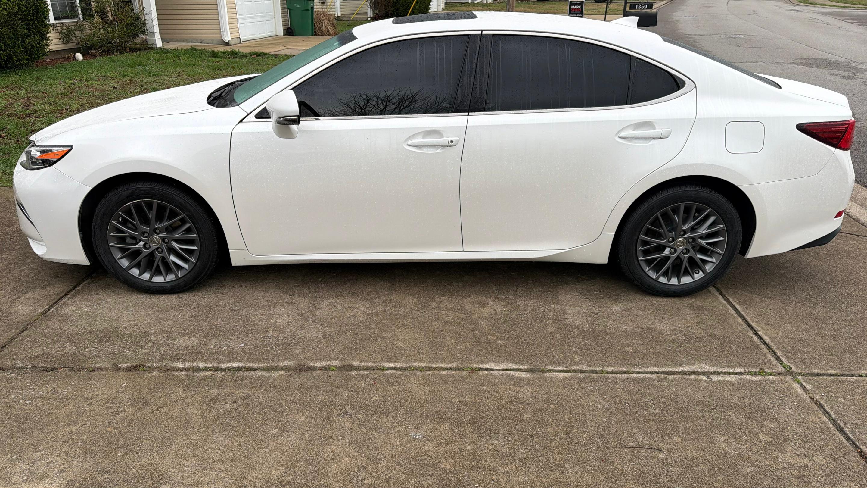 Lexus ES 2018 in 