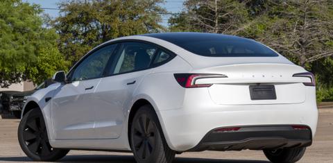 Tesla Model 3 2024