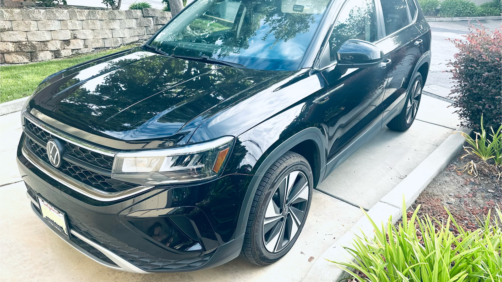 Volkswagen Taos 2023 in Roseville, CA