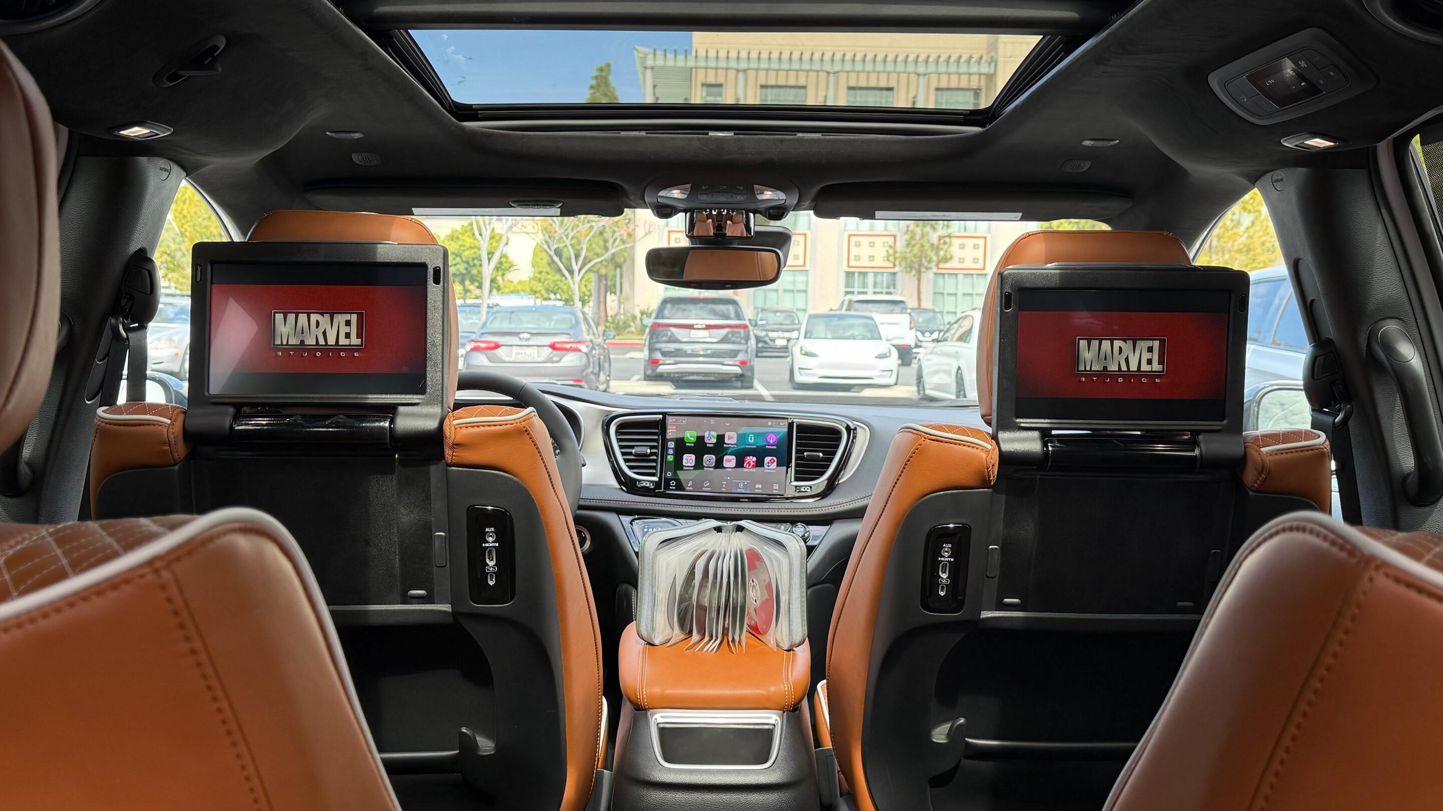 Chrysler Pacifica 2024 in San Diego, CA