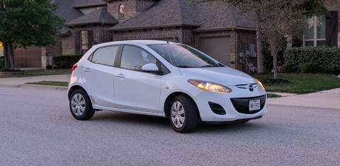 Mazda Mazda2 2013